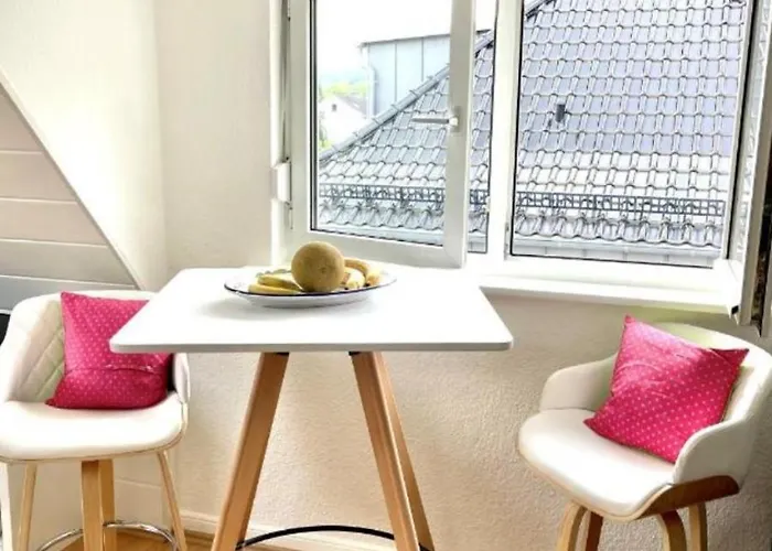 Neheim Gemuetliche In Zentraler Lage *